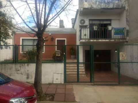 Casas en A. del Valle 494 1