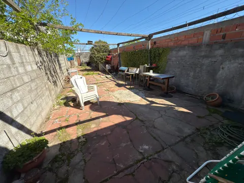 Casas en Las Heras 678 6